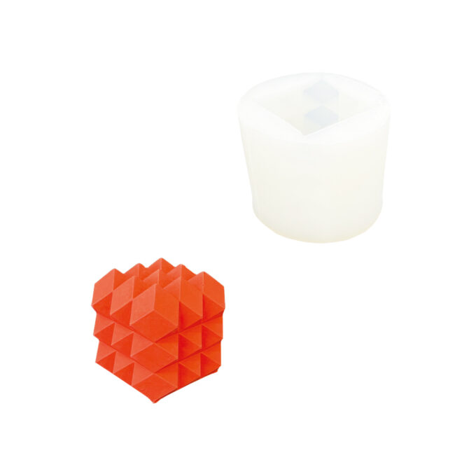Moule en silicone pour couler un diamant à facettes Jesmonite cube