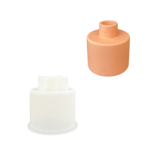 Stampo in silicone per realizzare un vaso rotondo in “ Jesmonite ” o Reslin