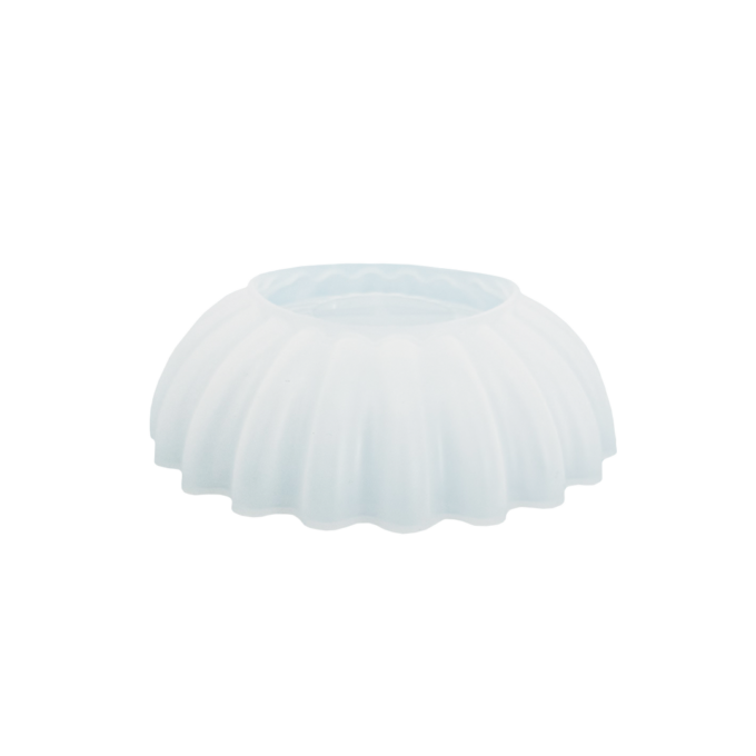 Silicone mould for casting a scalloped edge bowl in Reslin